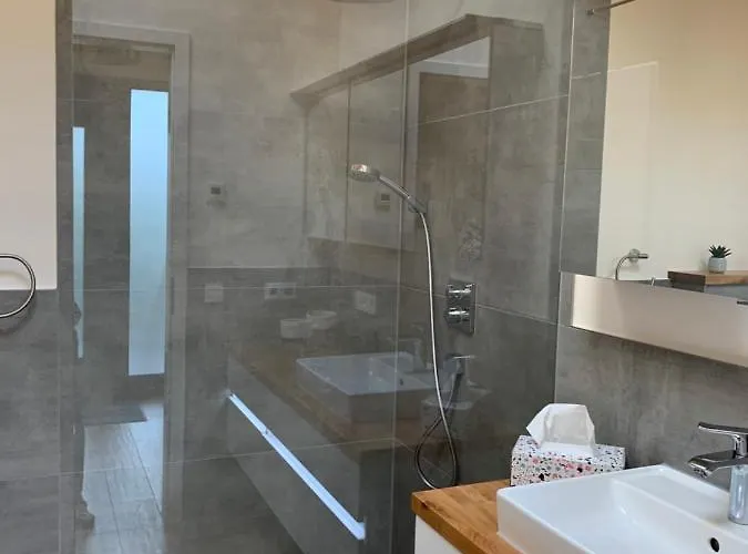 Apartment Ulme In Naunhof Leipziger Neuseenland *